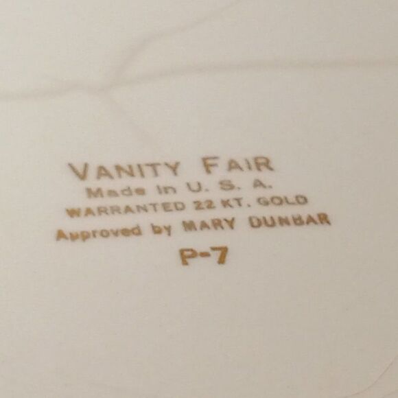 Vintage Vanity Fair Cake plate Cottagecore Kitsch - Picture 2 of 7